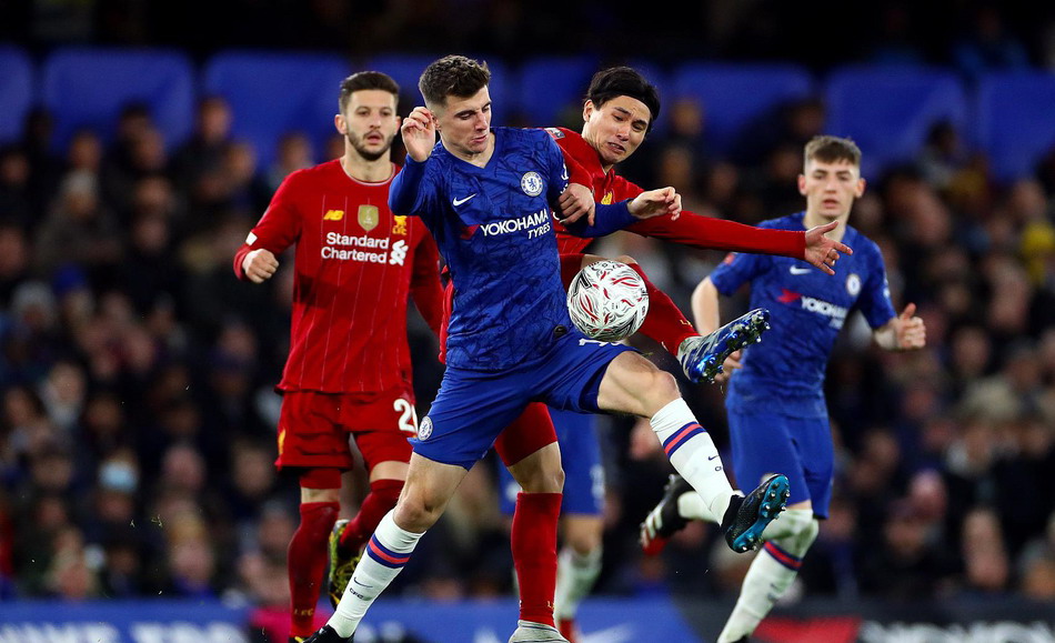 广东险完成大逆转！徐杰轰25+11，奎因27+8，杜锋昏头操作葬送好局