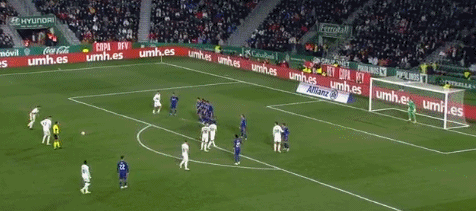 为了腾出签约名额，公牛被迫裁掉了前快船后场潜力新星？