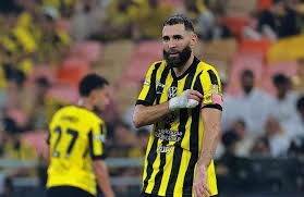 为什么小额频率错误比一次大错更致命？（为何频繁的小错比一次性的重大失误更致命？）